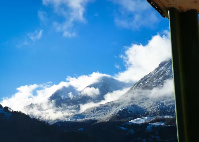 Pre De Bares Люс-Сен-Совёр