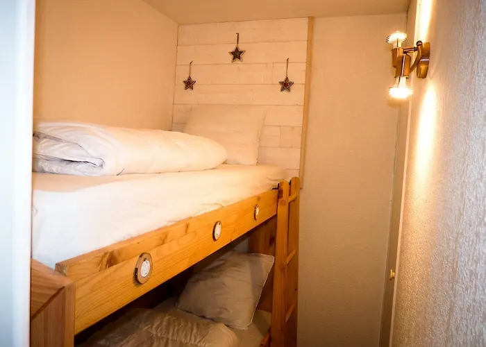 Pre De Bares Люс-Сен-Совёр