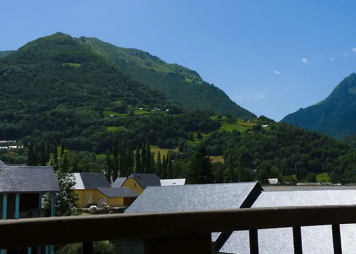 Pre De Bares Люс-Сен-Совёр